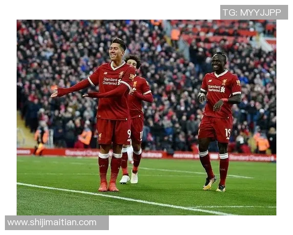 重庆足球队的崛起与挑战解析追寻球队力量的背后故事 重庆足球队的崛起与挑战解析追寻球队力量的背后故事