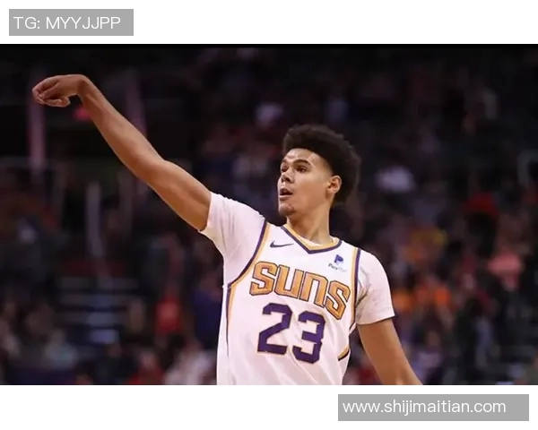 卡梅隆约翰逊的篮球之路与职业生涯的辉煌成就分析