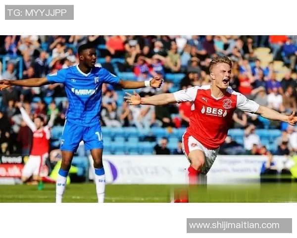 吉灵汉姆与卢顿的精彩对决分析及赛季前景展望