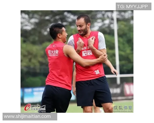 恒大与延边激战正酣刘健表现出色助球队争取胜利