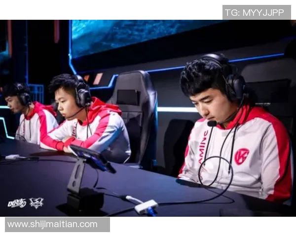 全明星赛精彩回顾FPX展现出超强耐力与团队协作精神 全明星赛精彩回顾FPX展现出超强耐力与团队协作精神