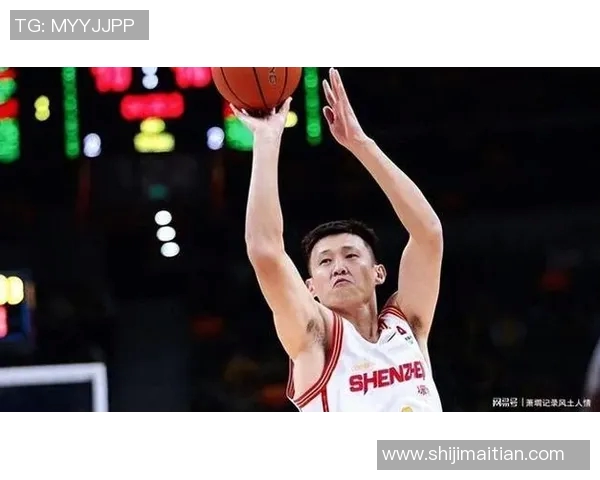 周鹏:从篮球场上的传奇到生活中的榜样,见证拼搏与坚持的力量 周鹏:从篮球场上的传奇到生活中的榜样,见证拼搏与坚持的力量