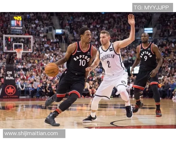 季后赛激战再升级骑士与猛龙第三场对决精彩回顾与分析