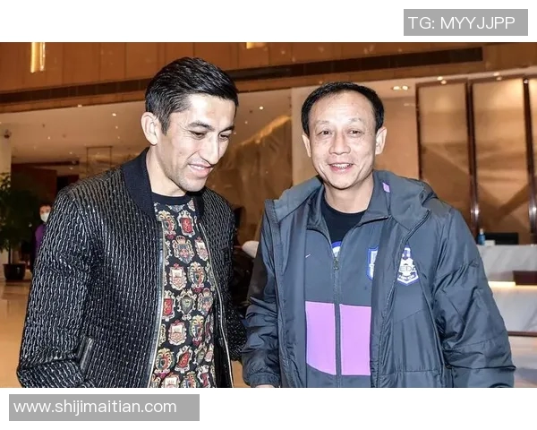 多哈萨德与德黑兰独的激烈对决引发球迷热议与期待 多哈萨德与德黑兰独的激烈对决引发球迷热议与期待