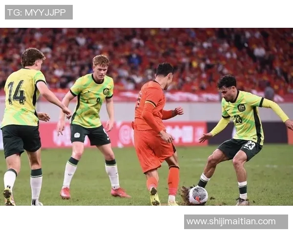 杭州足球队实力引发热议球迷对球队表现的不同看法与争论 杭州足球队实力引发热议球迷对球队表现的不同看法与争论